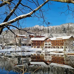 Hotel Feuriger Tatzlwurm, Bayrischzell